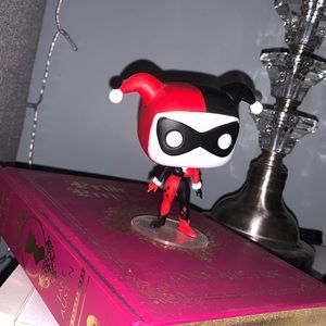 Harley Quinn pop figure